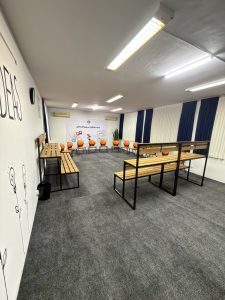 Discussion Hub